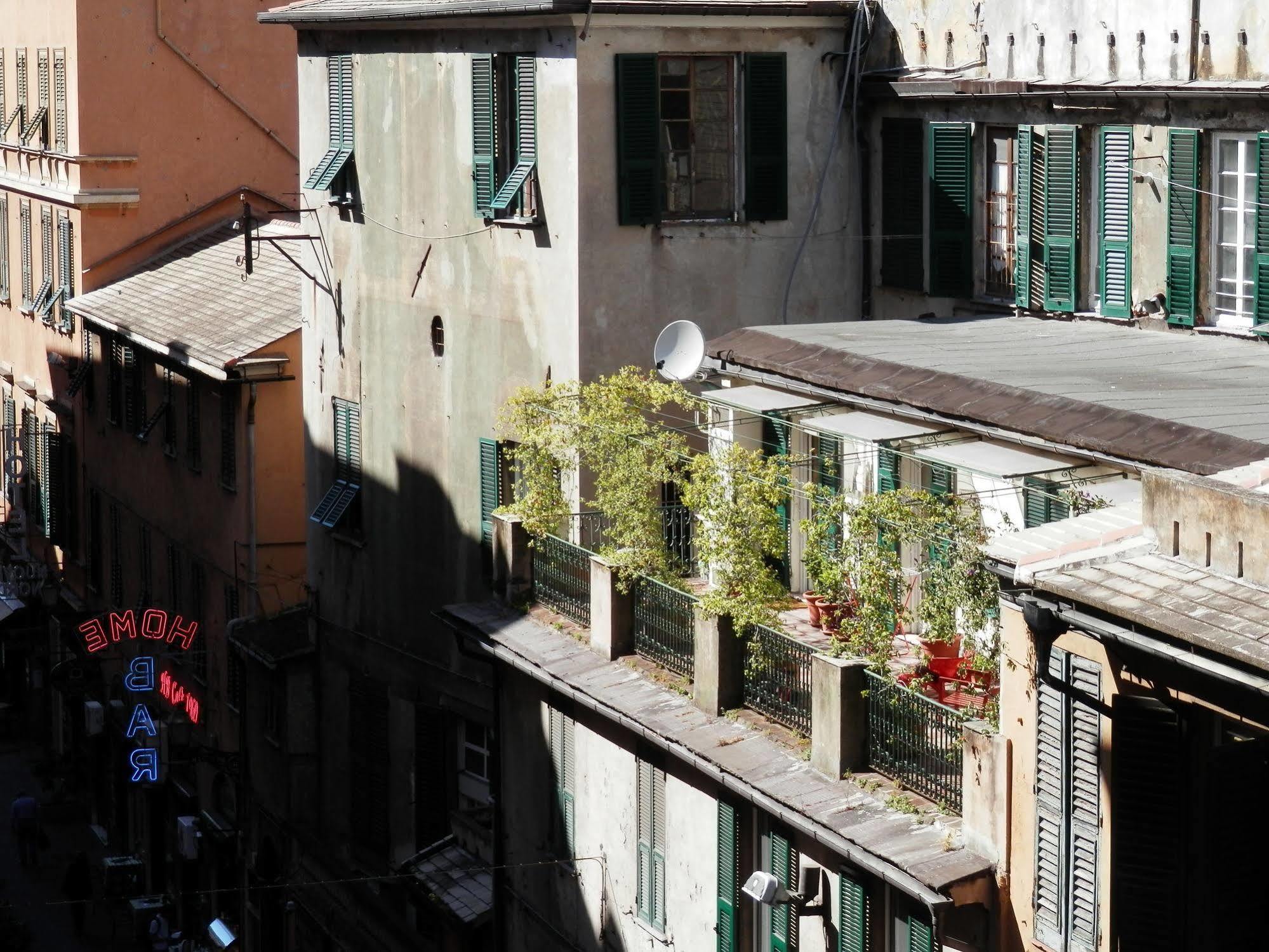 Posta 3* Genua